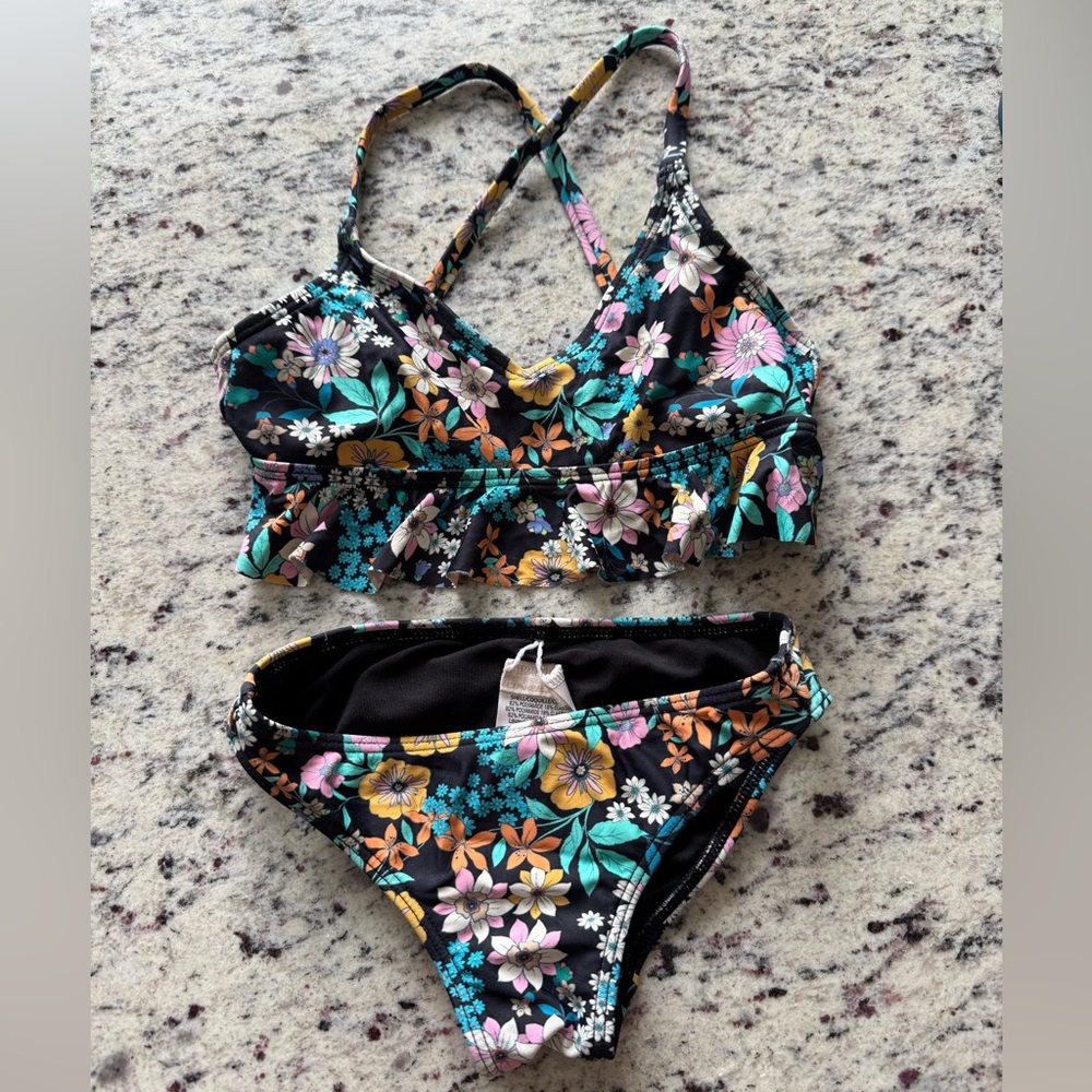 O’Neill girls Bikini -size 4